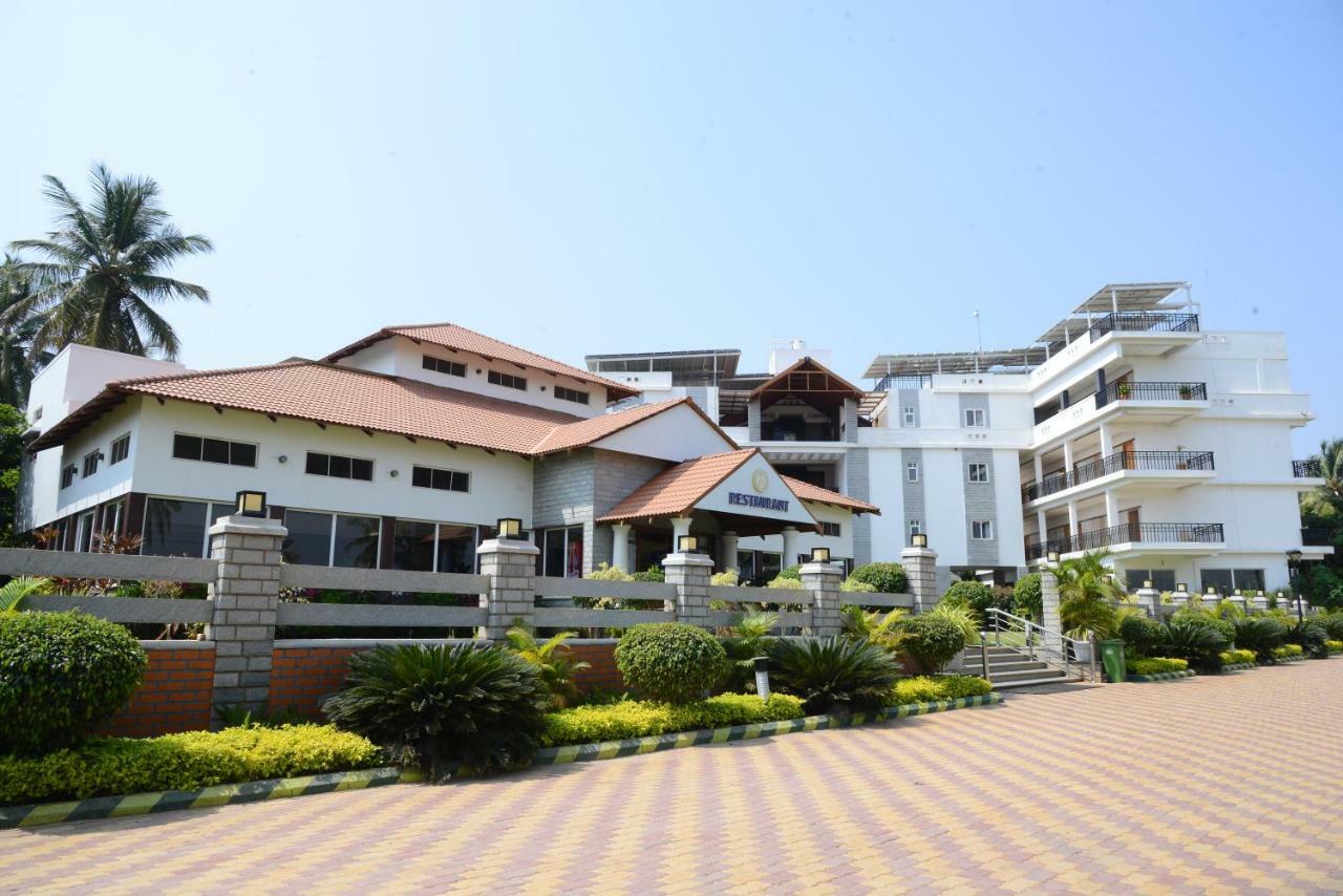Apoorva Resorts 达文盖雷 外观 照片